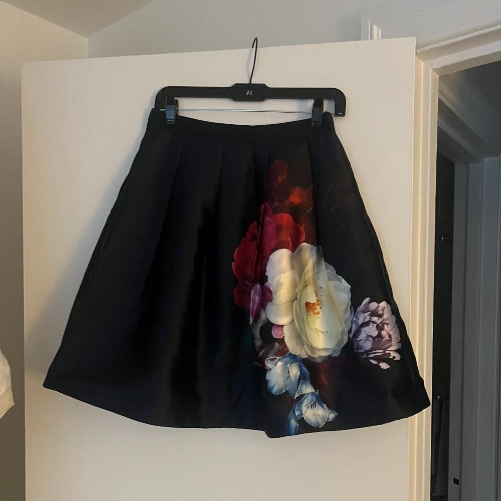 Ted Baker Floral Painted Satin Fit & Flare skirt, size M US (or 2 Ted Baker)